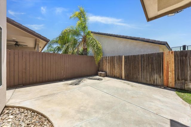 3811 Europa Lane, Bakersfield, CA 93312