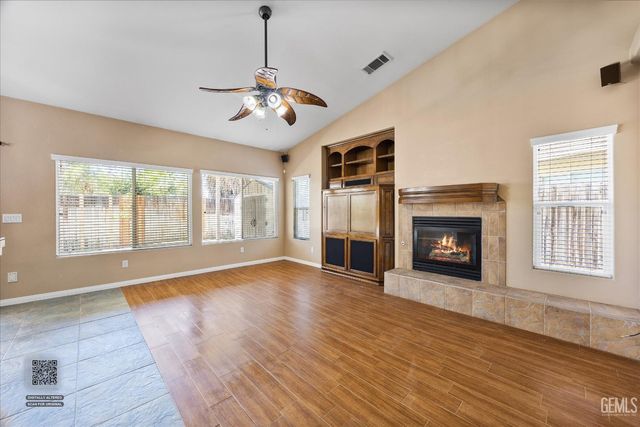 3811 Europa Lane, Bakersfield, CA 93312