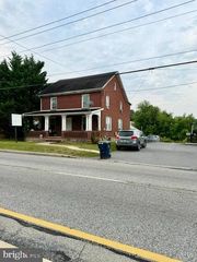 1764 LINCOLN WAY E, Chambersburg, PA 17202