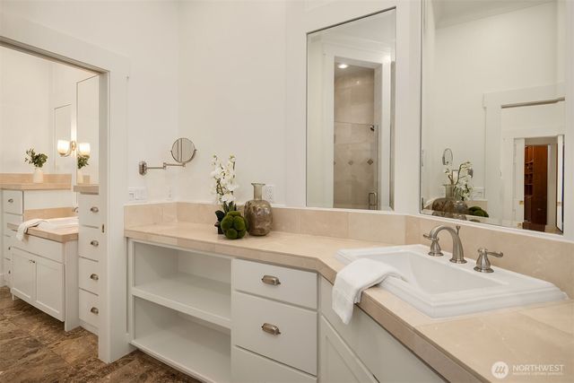 3811 97th Avenue NE, Kirkland, WA 98033