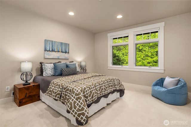 3811 97th Avenue NE, Kirkland, WA 98033