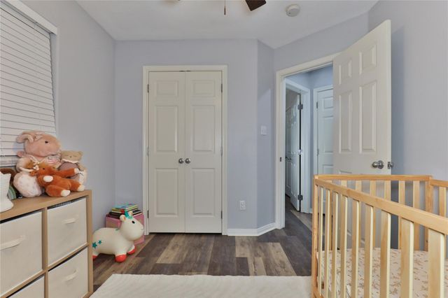 518 Tall Timber Drive, West Columbia, TX 77486