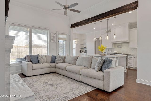 115 Coco Palm Court, Youngsville, LA 70592