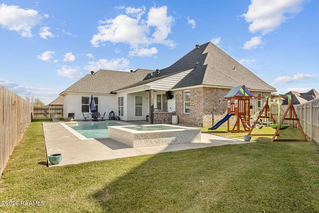 115 Coco Palm Court, Youngsville, LA 70592