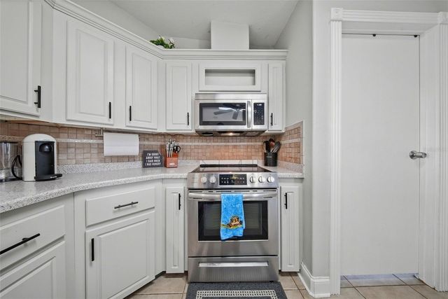 13121 BEACON COURT, Hudson, FL 34667