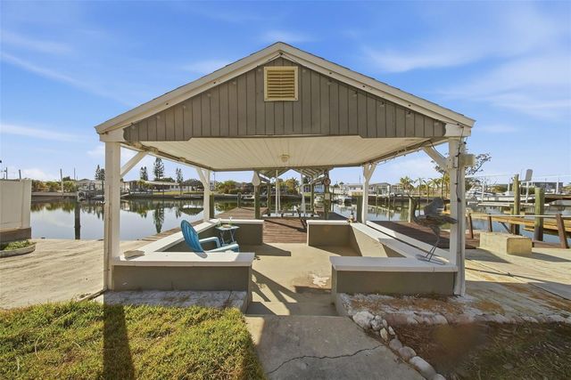 13121 BEACON COURT, Hudson, FL 34667