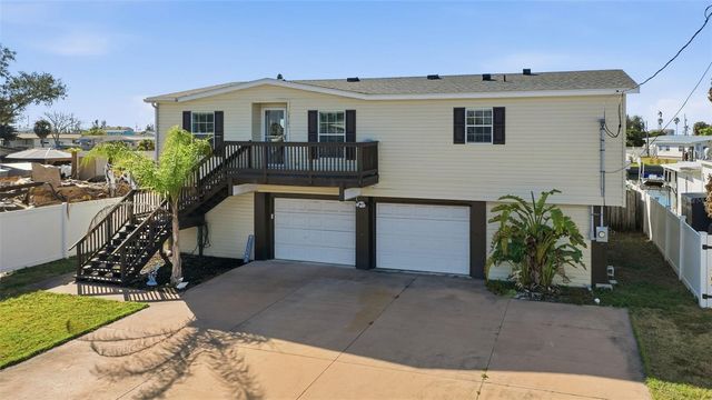 13121 BEACON COURT, Hudson, FL 34667