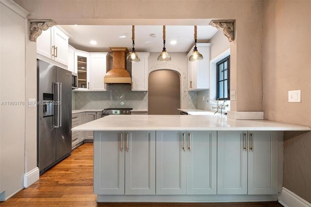 447 Giralda Ave, Coral Gables, FL 33134