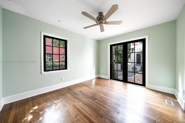 447 Giralda Ave, Coral Gables, FL 33134