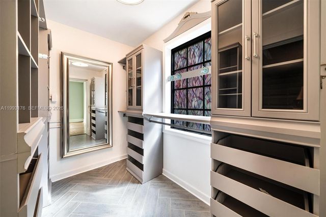 447 Giralda Ave, Coral Gables, FL 33134