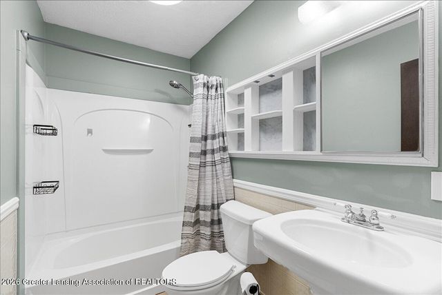 3017 Alfred Avenue, Lansing, MI 48906