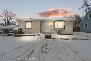 3017 Alfred Avenue, Lansing, MI 48906