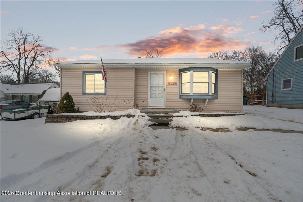 3017 Alfred Avenue, Lansing, MI 48906