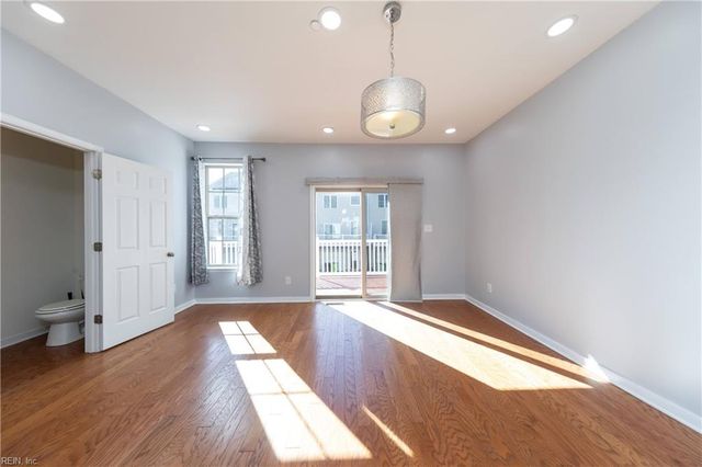 150 Hemisphere CIR, Newport News, VA 23601