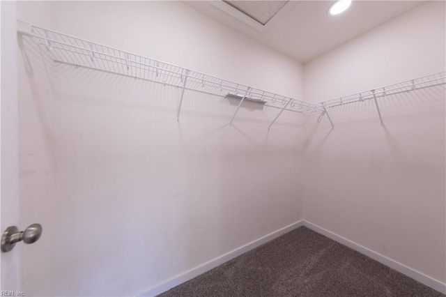 150 Hemisphere CIR, Newport News, VA 23601