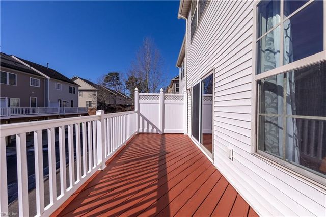 150 Hemisphere CIR, Newport News, VA 23601