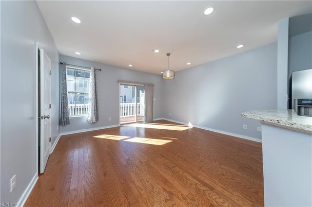 150 Hemisphere CIR, Newport News, VA 23601