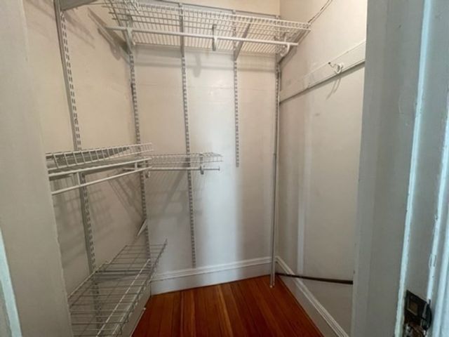 69 Park Dr 17, Boston, MA 02215