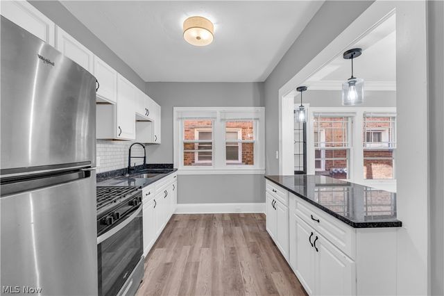 1353 Phelps Avenue 2, Lakewood, OH 44107