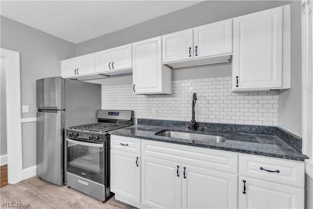 1353 Phelps Avenue 2, Lakewood, OH 44107