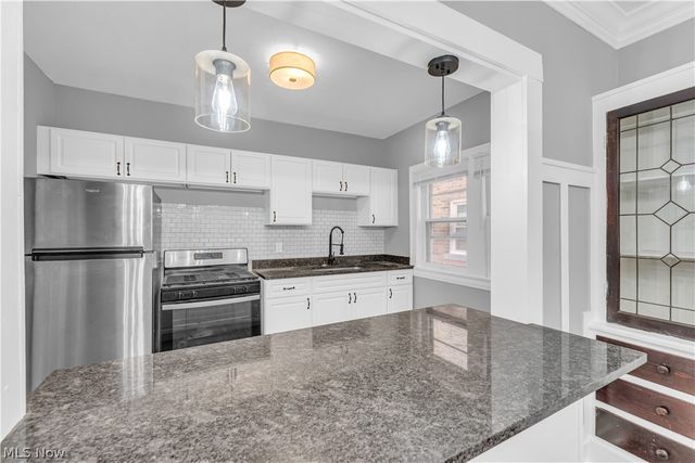1353 Phelps Avenue 2, Lakewood, OH 44107