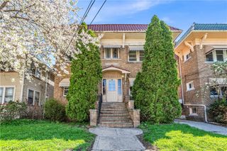 1353 Phelps Avenue 2, Lakewood, OH 44107