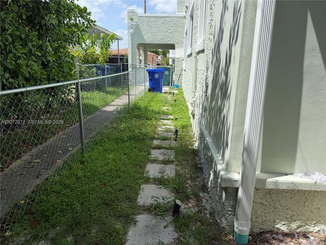 3648 SW 25th Terrace 3648, Miami, FL 33133