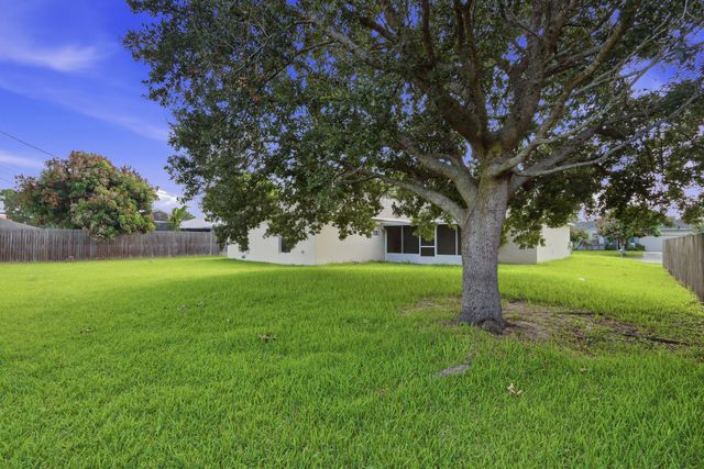 3124 SW ARMUCHER Street, Port St. Lucie, Port St Lucie, FL 34953