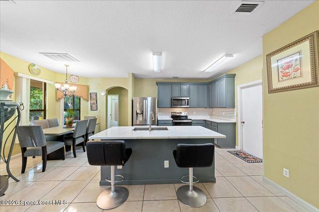 434 SE Breckenridge Circle SE, Palm Bay, FL 32909