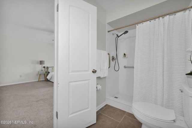 4517 CROSSTIE Road N, Jacksonville, FL 32257