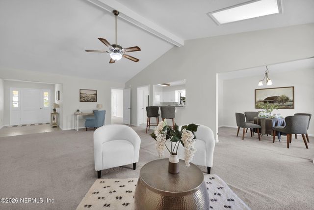 4517 CROSSTIE Road N, Jacksonville, FL 32257