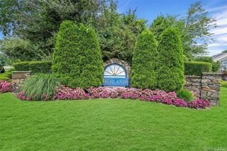 79 Leeward Court, Port Jefferson, NY 11777