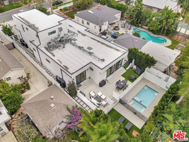 4203 Saugus Avenue, Sherman Oaks, CA 91403