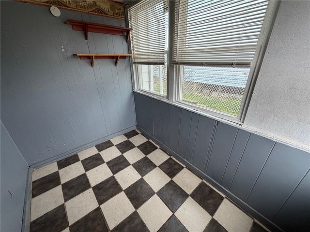 437 Desota St, East Mckeesport, PA 15035