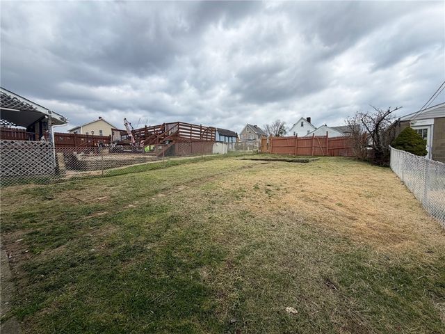 437 Desota St, East Mckeesport, PA 15035