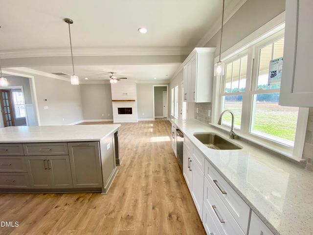 206 Rae Drive, Pikeville, NC 27863