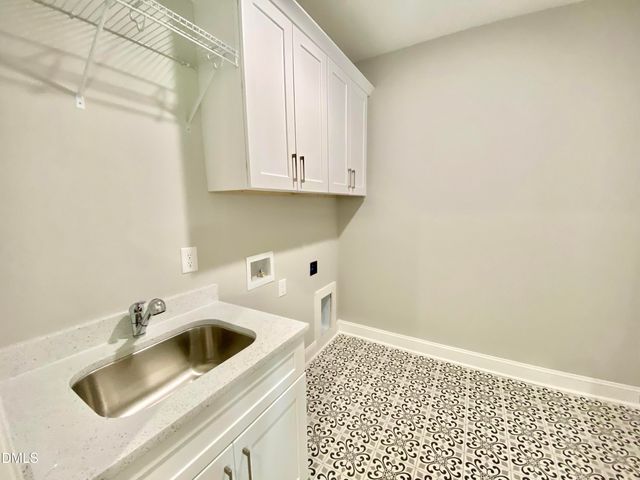 206 Rae Drive, Pikeville, NC 27863