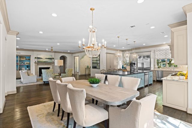 903 Wycliffe Drive, Houston, TX 77079