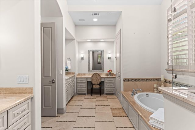 903 Wycliffe Drive, Houston, TX 77079