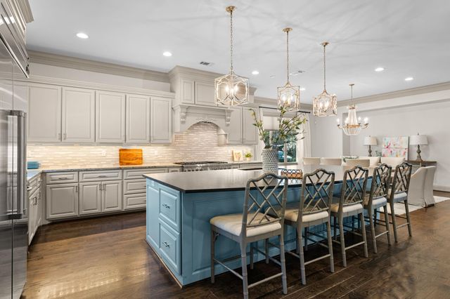 903 Wycliffe Drive, Houston, TX 77079