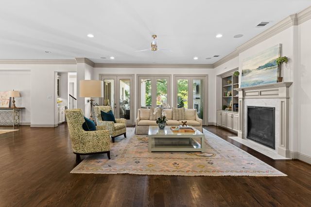 903 Wycliffe Drive, Houston, TX 77079