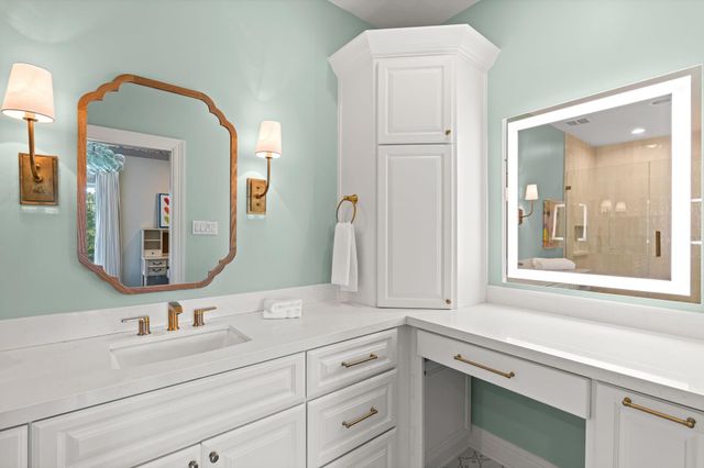 903 Wycliffe Drive, Houston, TX 77079