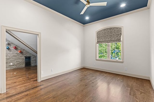 903 Wycliffe Drive, Houston, TX 77079