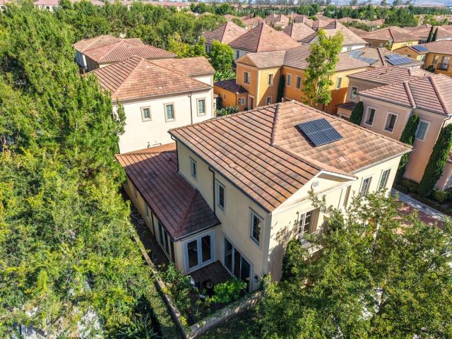 82 Field Poppy, Irvine, CA 92620