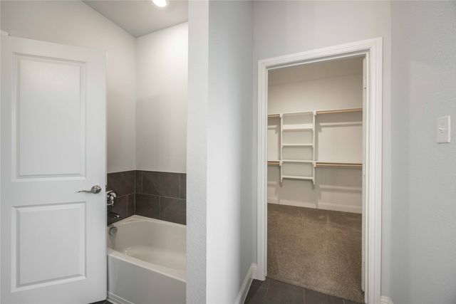 354 Rock Acre Drive, Lavon, TX 75166