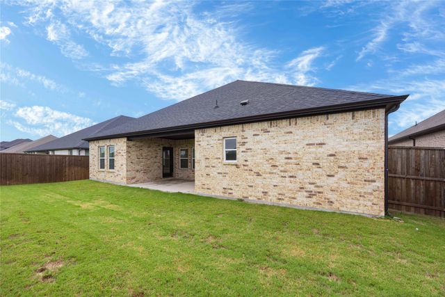 354 Rock Acre Drive, Lavon, TX 75166