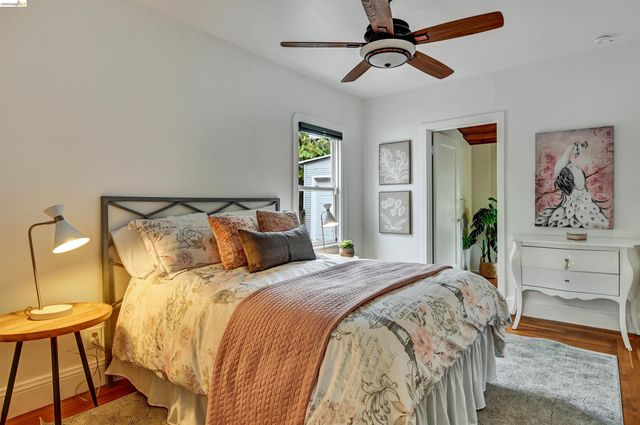 6236 Laird Ave, Oakland, CA 94605