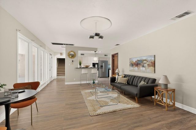 713 Montclaire Drive NE, Albuquerque, NM 87110