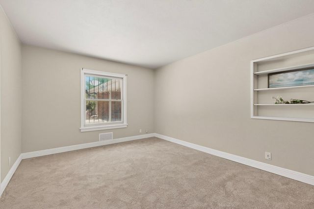 713 Montclaire Drive NE, Albuquerque, NM 87110
