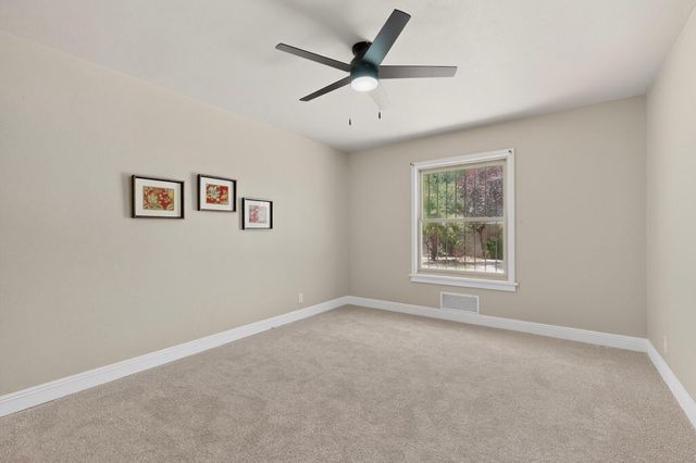 713 Montclaire Drive NE, Albuquerque, NM 87110